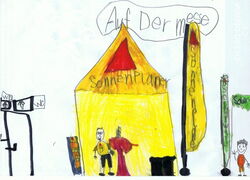 Zeichnung von Kira (6 Jahre), wie sie unseren Messestand sieht