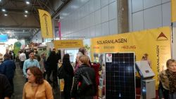 Es ist voll. Unsere Stand wird belagert - es ist richtig was los!